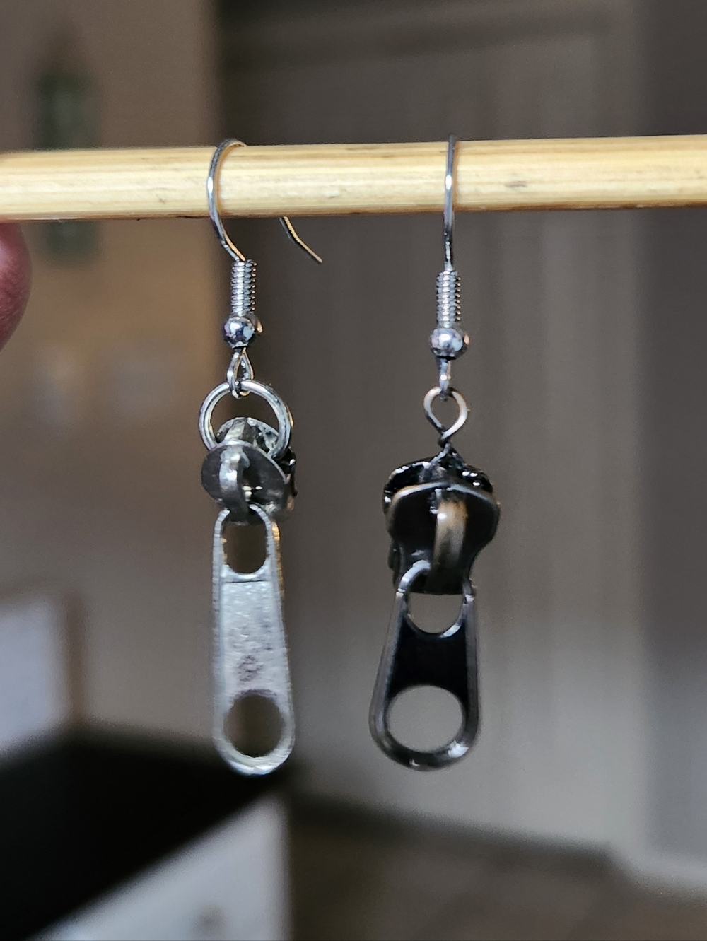 NEW Mismatched Zipper Dangle Drop  Earrings Stainless steel Gunmetal Steam